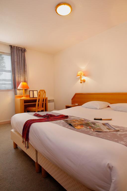 Hotel Novalis Quimperlé Exteriör bild