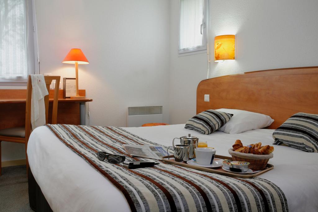 Hotel Novalis Quimperlé Exteriör bild